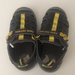 Boys size 8 light up Paw Patrol shoes
